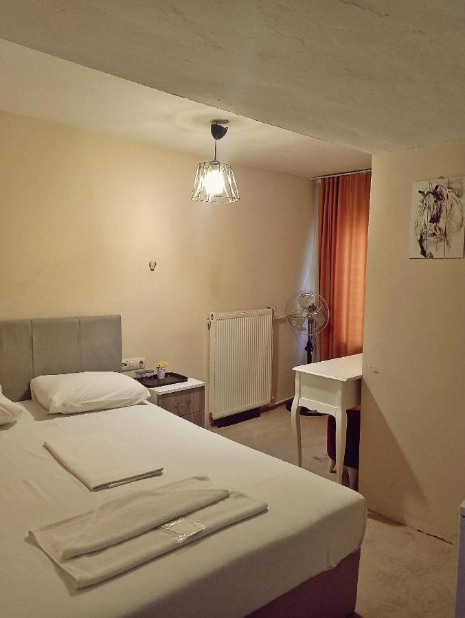 Hotel White Blue Edirne Esterno foto
